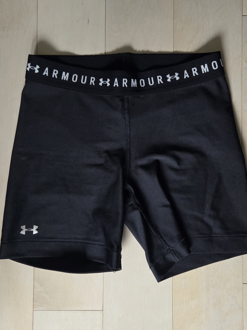Under Armour Black Women's Athletic Bike Shorts with Branded Waistband